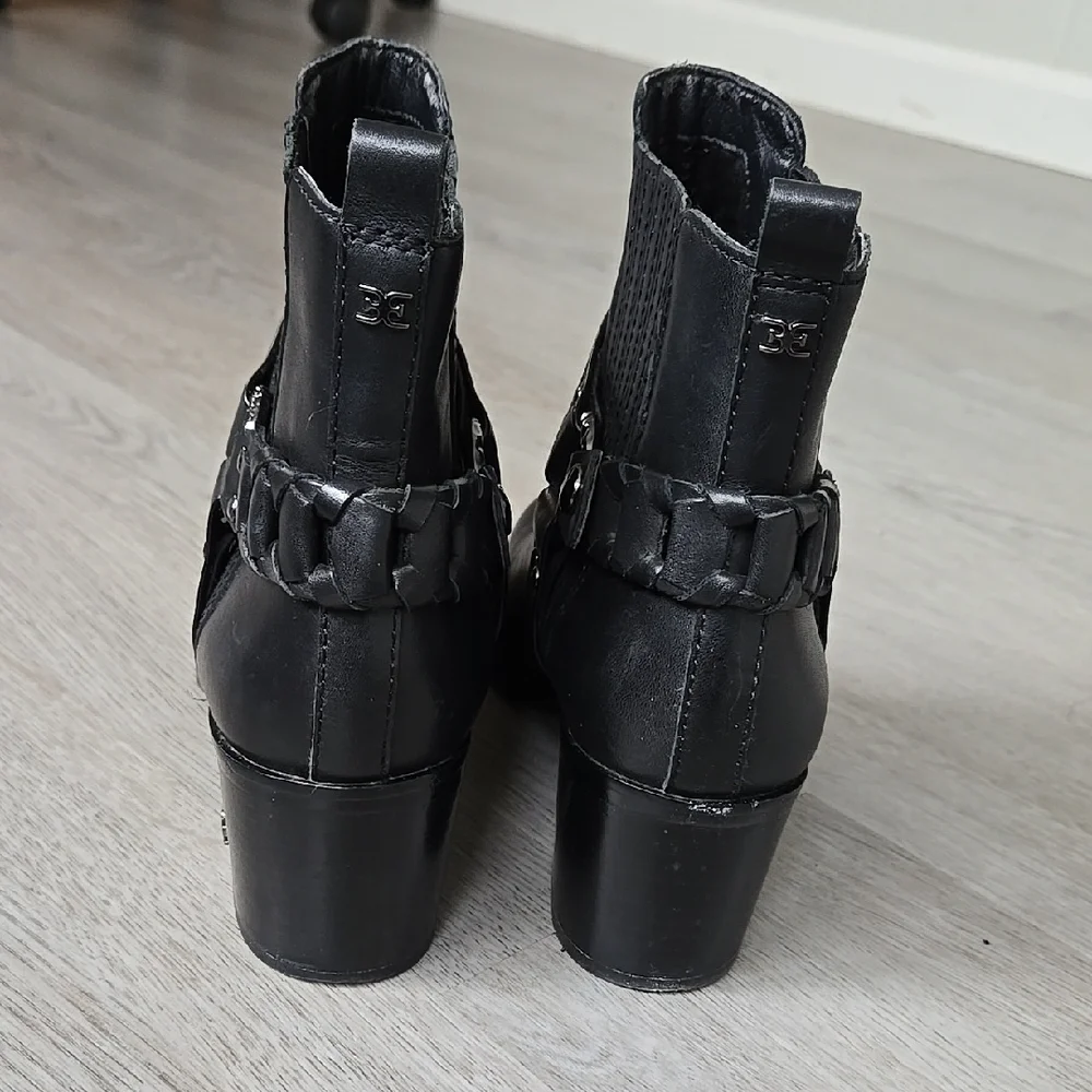 Sam Edelman Dalma Studded Harness Leather Chelsea Boots  Sam Edelman  Size: 7